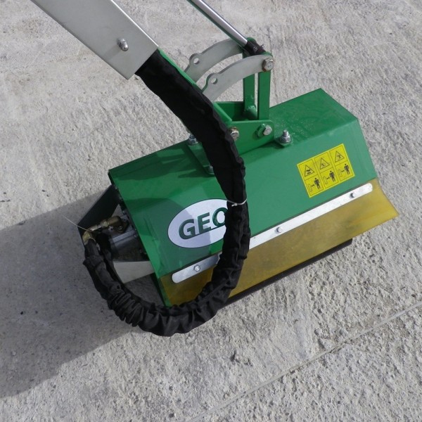 Épareuse débroussailleuse GEO AM 60