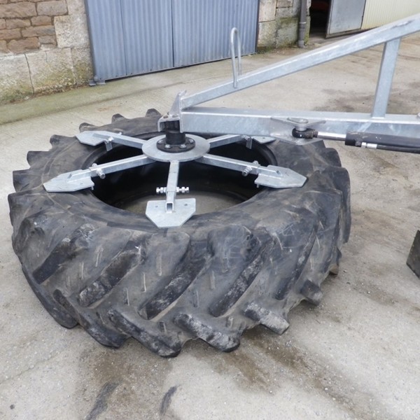 Repousse ensilage / fourrage