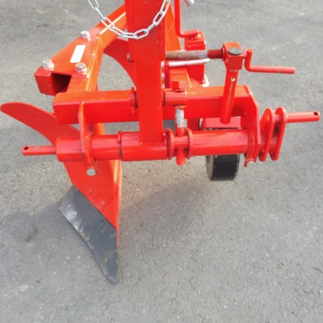 Charrue 2 socs WIRAX U018/3 | Eurotrac