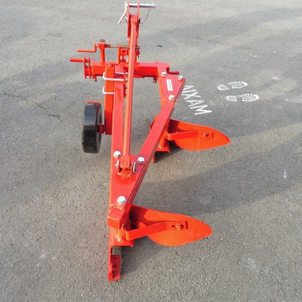 Charrue 2 socs WIRAX U018/3 | Eurotrac