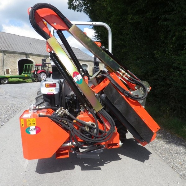 Epareuse débroussailleuse BOXER AM 110-46