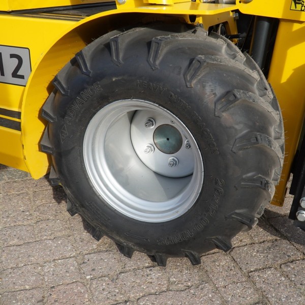 Chariot élévateur EUROTRAC AGRI 12
