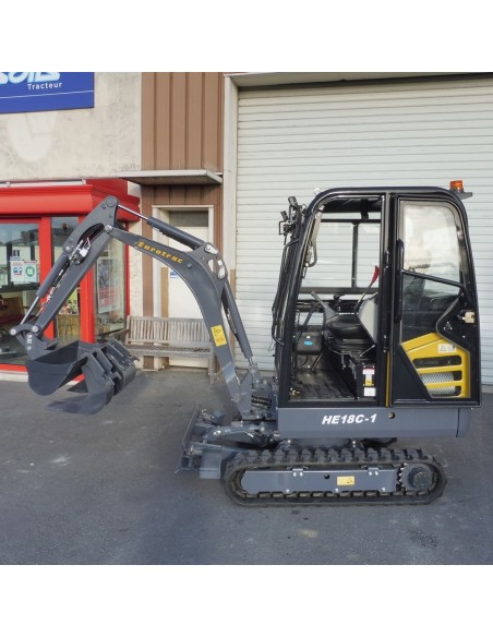 Mini-pelle EUROTRAC HE18 Cabine