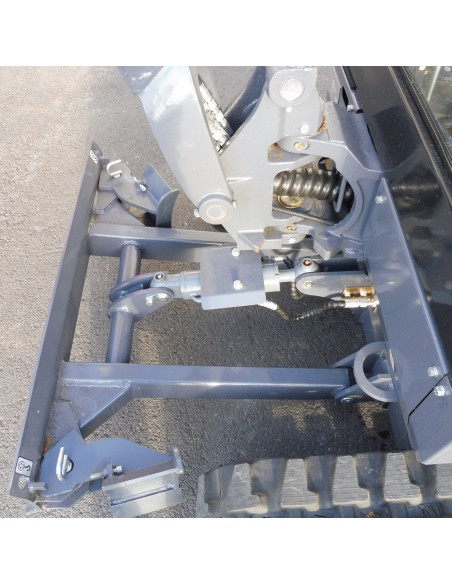 Mini-pelle EUROTRAC HE18 Cabine