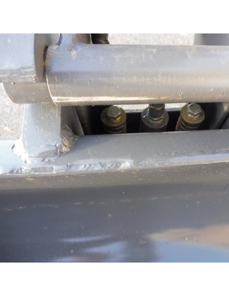Mini-pelle EUROTRAC HE18 Cabine