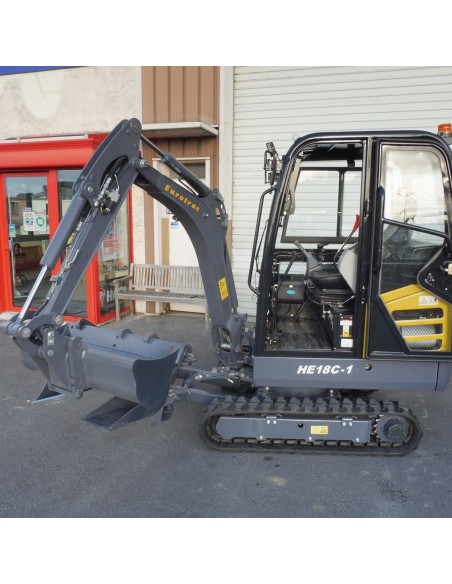 Mini-pelle EUROTRAC HE18 Cabine