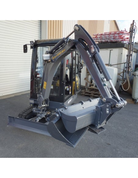 Mini-pelle EUROTRAC HE18 Cabine