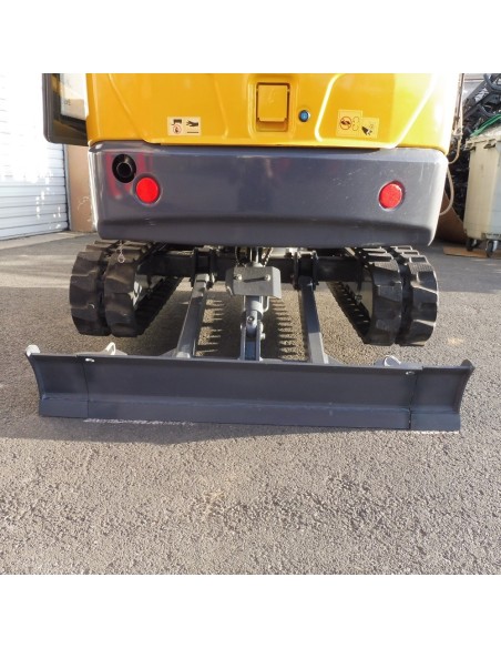 Mini-pelle EUROTRAC HE18 Cabine