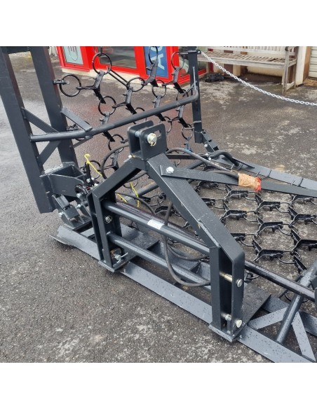 Herse de prairie lourde 4m hydraulique