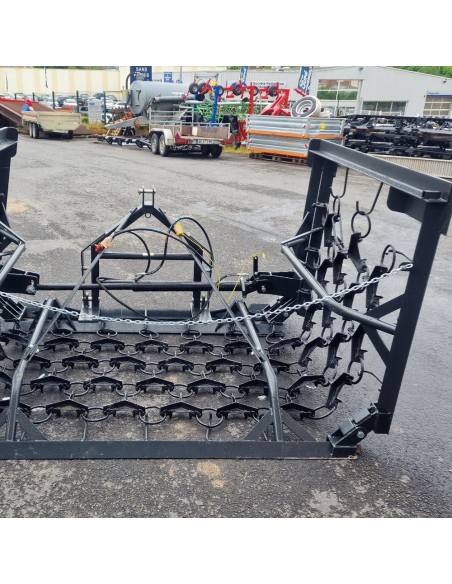 Herse de prairie lourde 4m hydraulique