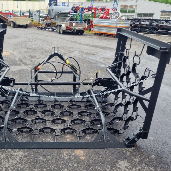 Herse de prairie lourde 5m hydraulique