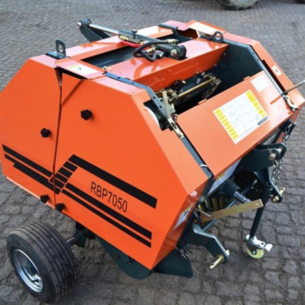 Mini presse à balles rondes BOXER RBP7060