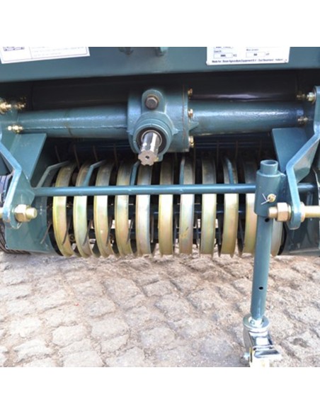 Mini presse à balles rondes BOXER RBP7060