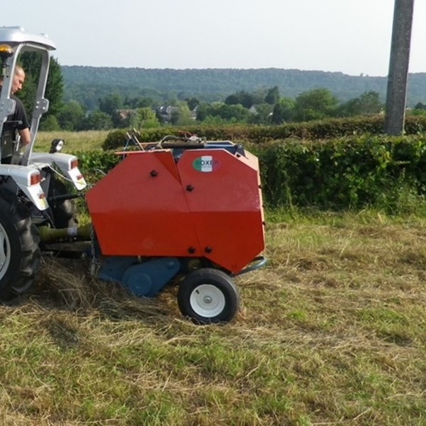 Mini presse à balles rondes BOXER RBP7060