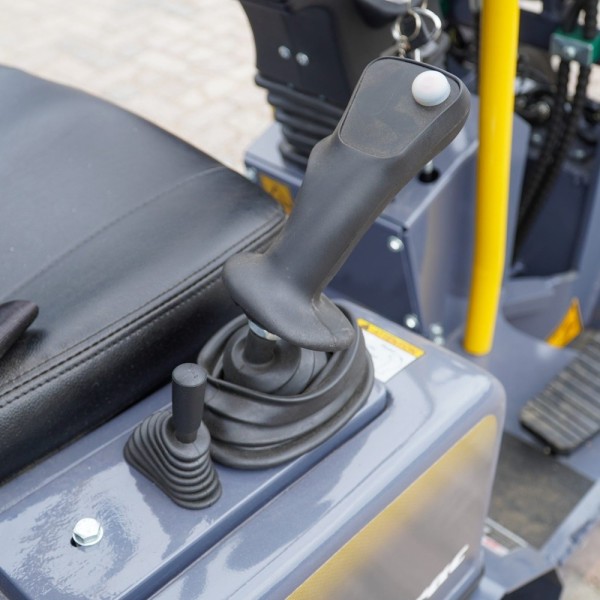 Chargeur articulé EUROTRAC W10