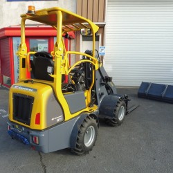 Chargeur articulé EUROTRAC W11 2