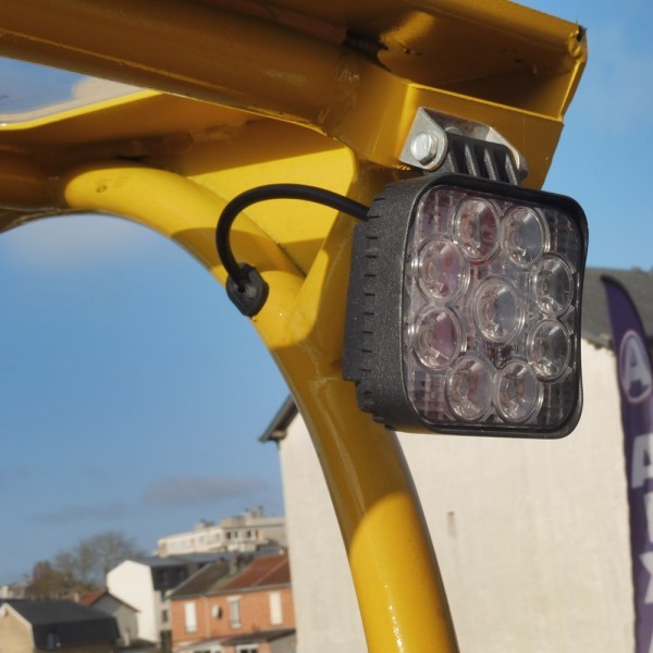 Chargeur articulé EUROTRAC W11
