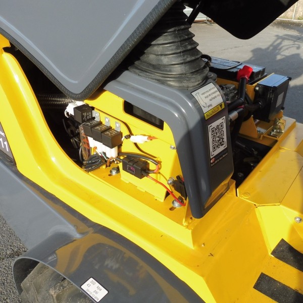 Chargeur articulé EUROTRAC W11