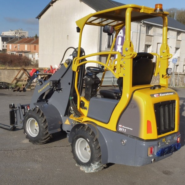 Chargeur articulé EUROTRAC W11
