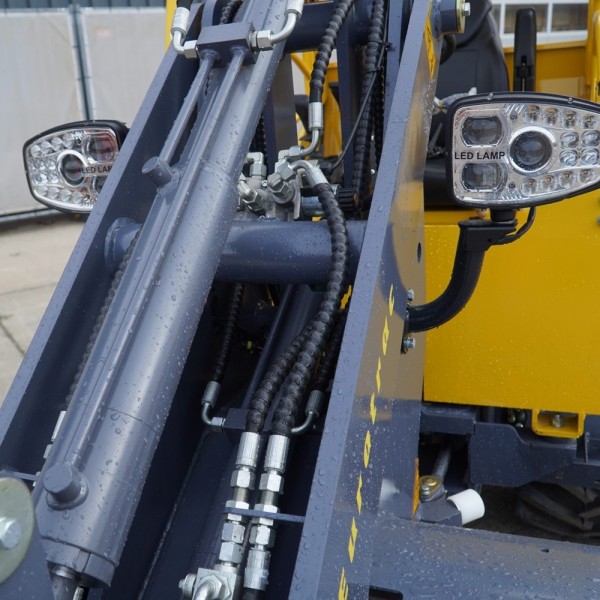 Chargeur articulé EUROTRAC W12-S