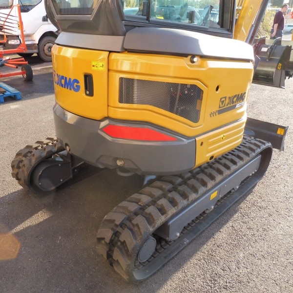 Pelle à chenilles XCMG XE27E