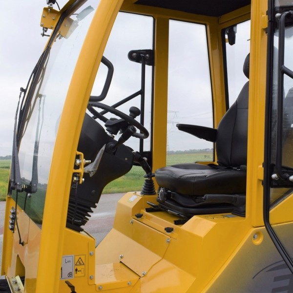 Chargeur articulé EUROTRAC W13-CF