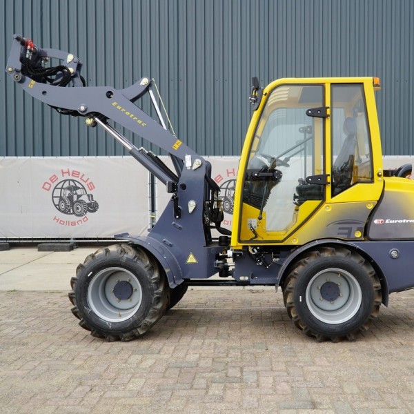 Chargeur articulé EUROTRAC W13-CF