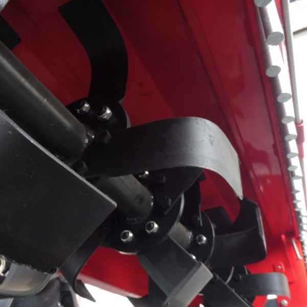 Enfouisseur de pierres EUROTRAC SB 145