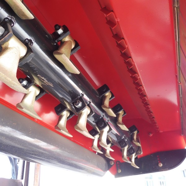 Broyeur boitier réversible EUROTRAC AG 140
