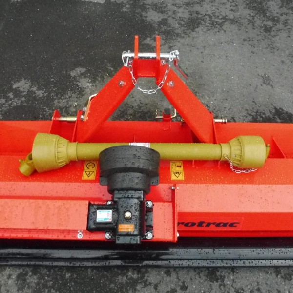 Broyeur horizontal à fléaux EUROTRAC EF 165