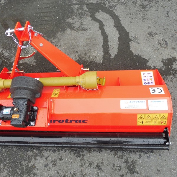 Broyeur horizontal à fléaux EUROTRAC EF 165