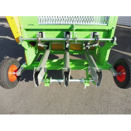 Planteuse d'oignons et bulbilles 3 rangs S290
