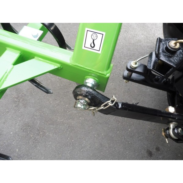 Cultivateur avec rouleaux arrière U724/3