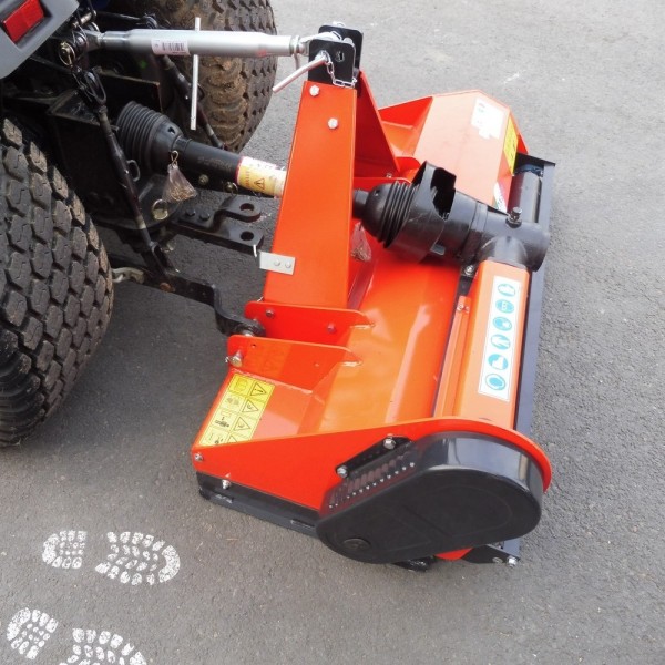 Broyeur horizontal à fléaux EF 135