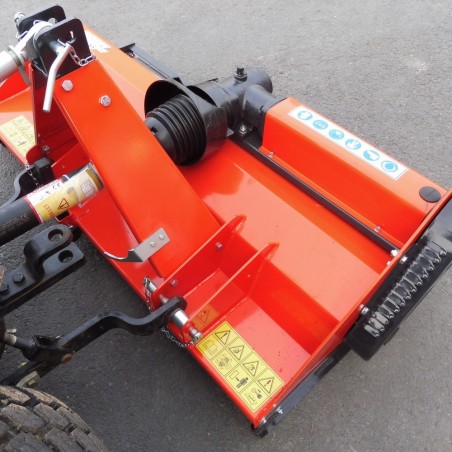 Broyeur horizontal à fléaux EF 135